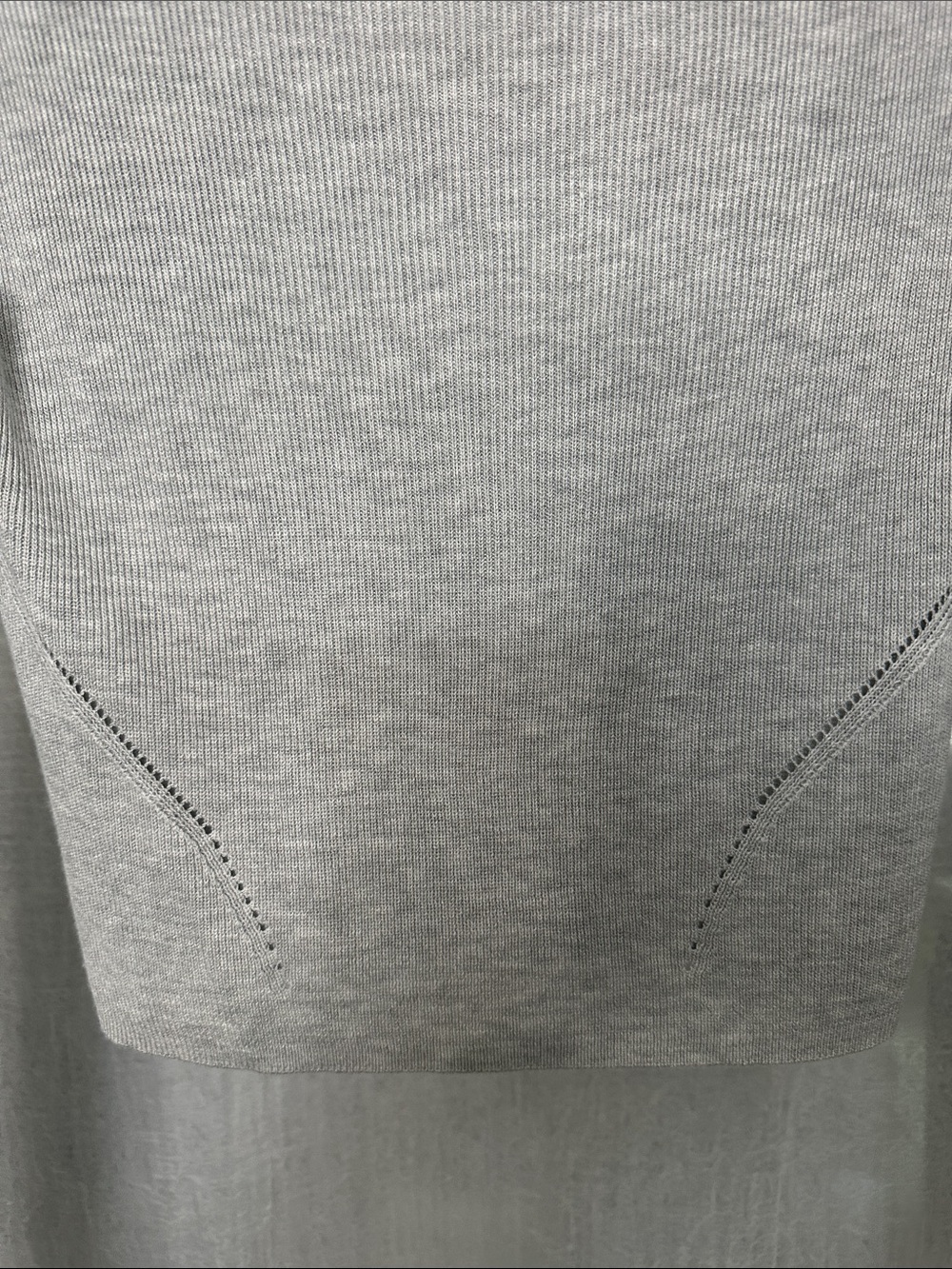 H & M Divided Light Heather Gray Ribbed Cropped Long Sleeve Top - Picture 3 of 4